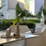 какао с басейн плаж *