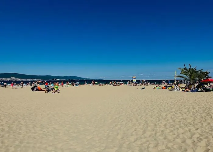 какао с басейн плаж *